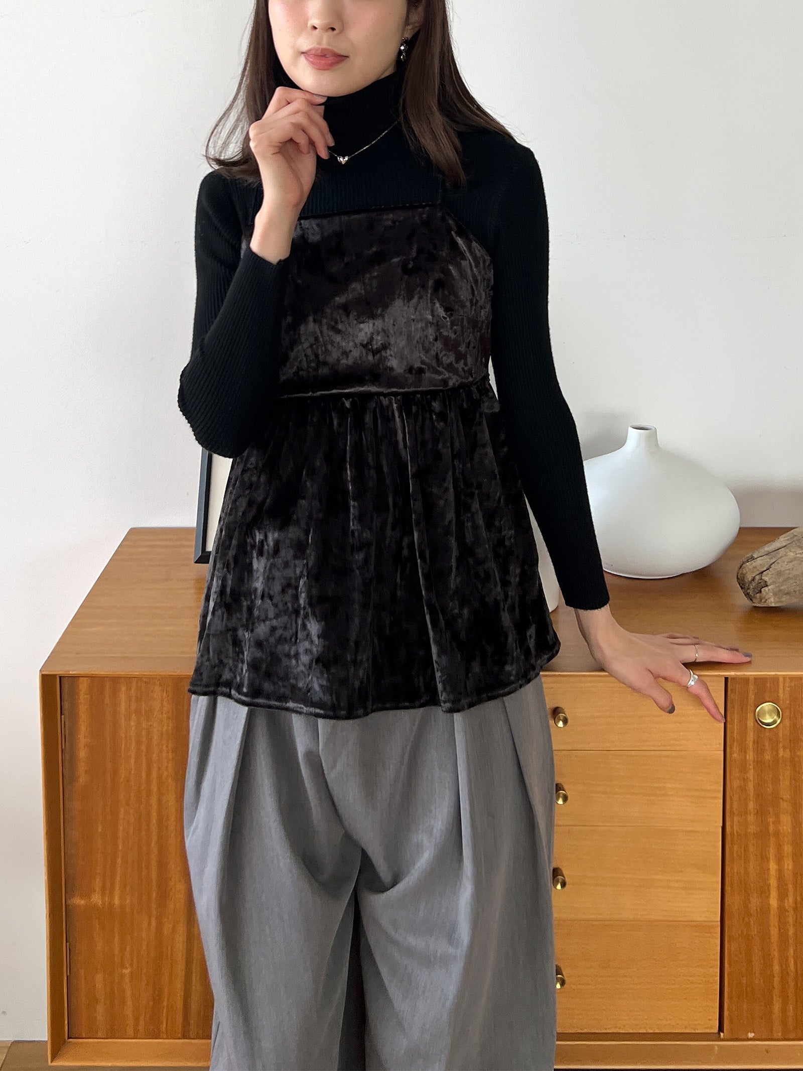 バックギャザーベロアキャミソール