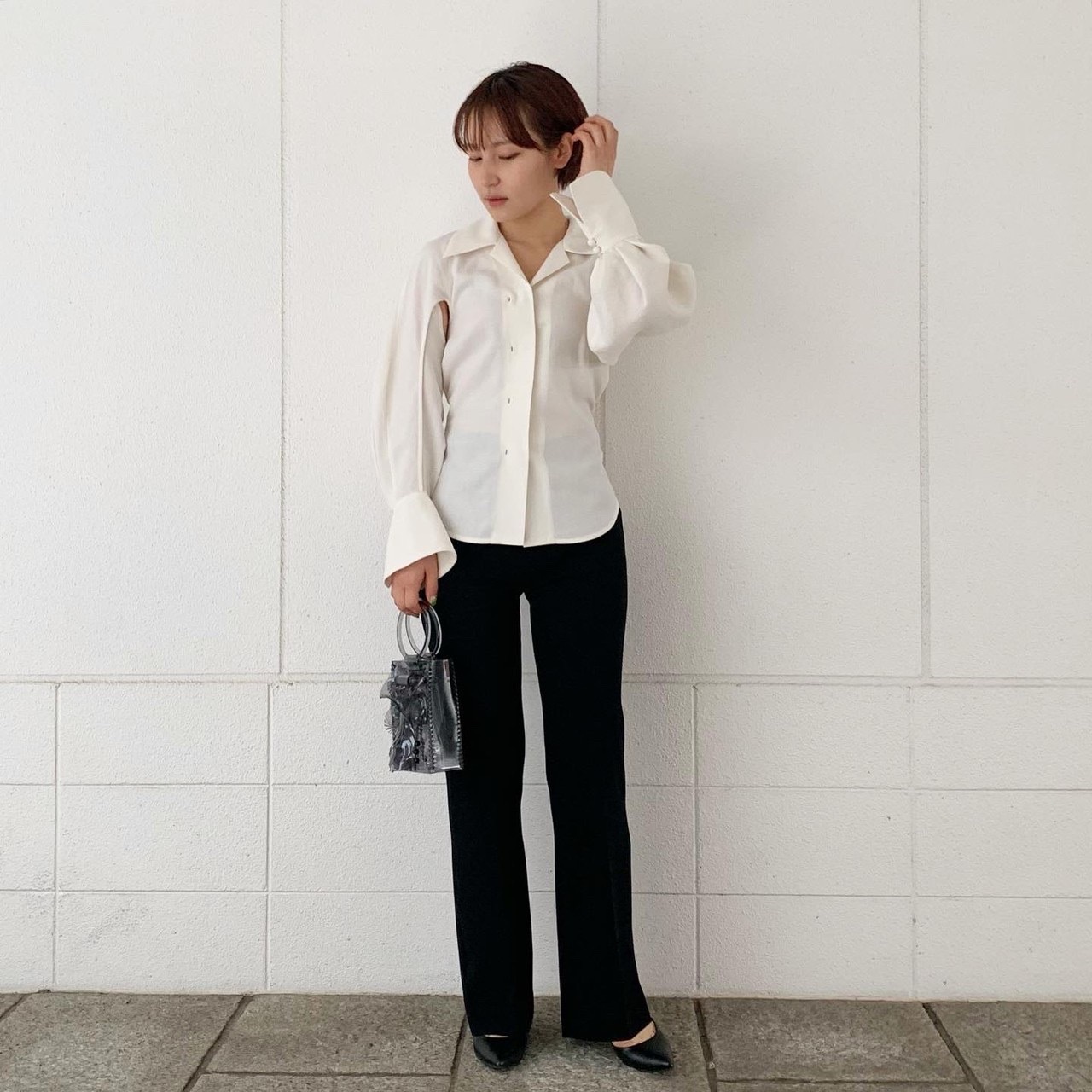 Mame Kurogouchi(マメ クロゴウチ)】 Viscose Hemp Round Shirt