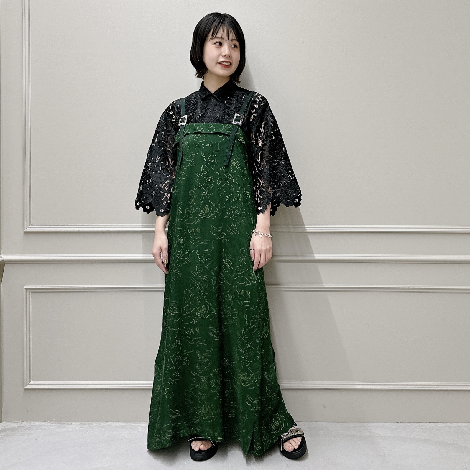 TOGA PULLA(トーガプルラ)】 INNER PRINT DRESS｜パリゴ尾道店｜尾道本