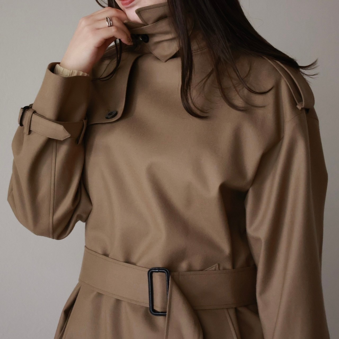 24AW NEW ARRIVAL【HYKE(ハイク)】FLANNEL SHORT TRENCH COAT｜パリゴ