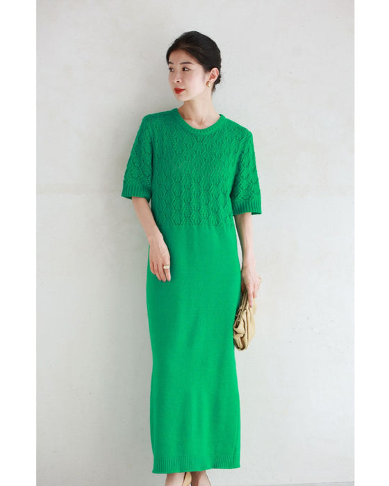 ストンとIラインシルエットの切り替え柄ニットロングワンピース – ONE