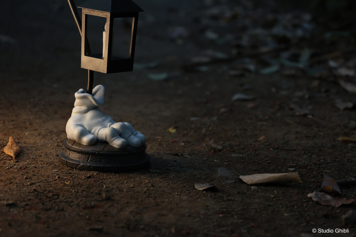 千と千尋の神隠し』千尋たちを案内してくれた“道案内のカンテラランプ