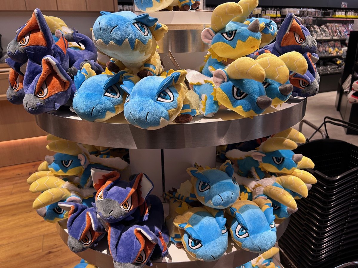 新商品情報】 モンスターハンター デフォルメぬいぐるみ □ティガ