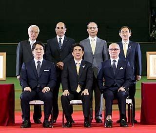 球場では初、長嶋・松井両氏 の国民栄誉賞表彰式 | 読売ジャイアンツ
