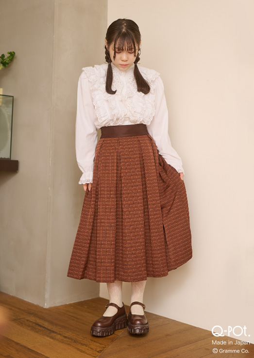 Q-pot. Dress「ビターチョコレート」からプリーツスカートがデビュー