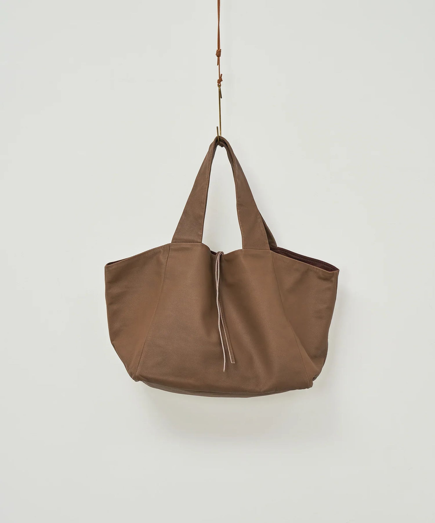 さ*ん様 tenon トートバック khaki ホースレザー 本当は誰にも教えたく