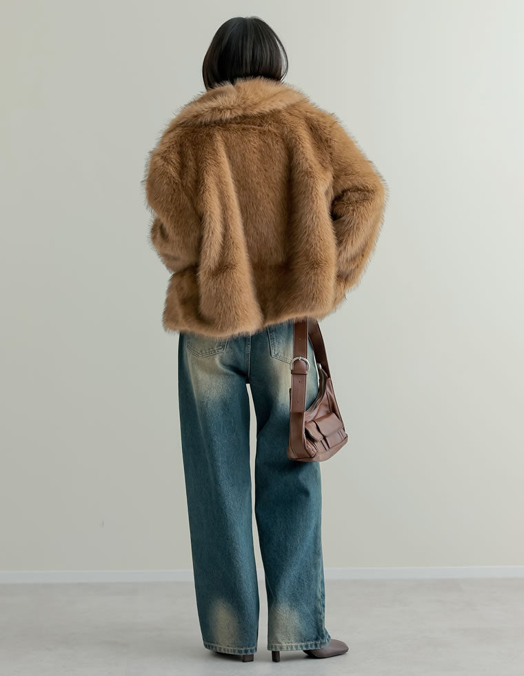 ビッグカラーフェイクファーショートコート - ジャケット/アウター通販