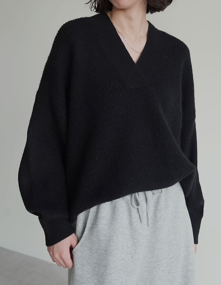 深Vネックニットプルオーバー - トップス通販 | 人気レディース