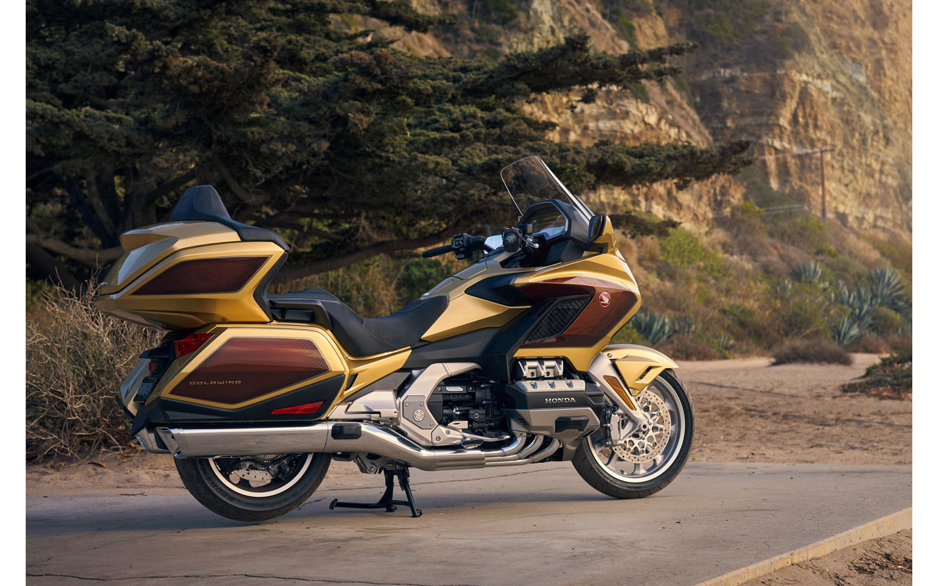 ホンダ『ゴールドウィング』が50周年、米2025年モデルはアニバーサリー
