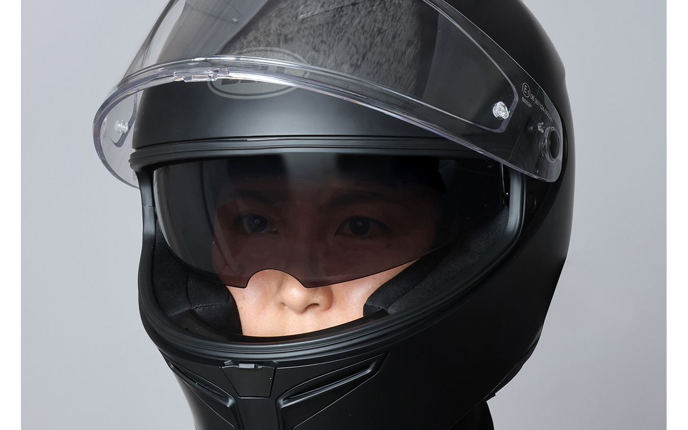 BELLが日本人向けに開発！ バイク用フルフェイスヘルメット「リチウム