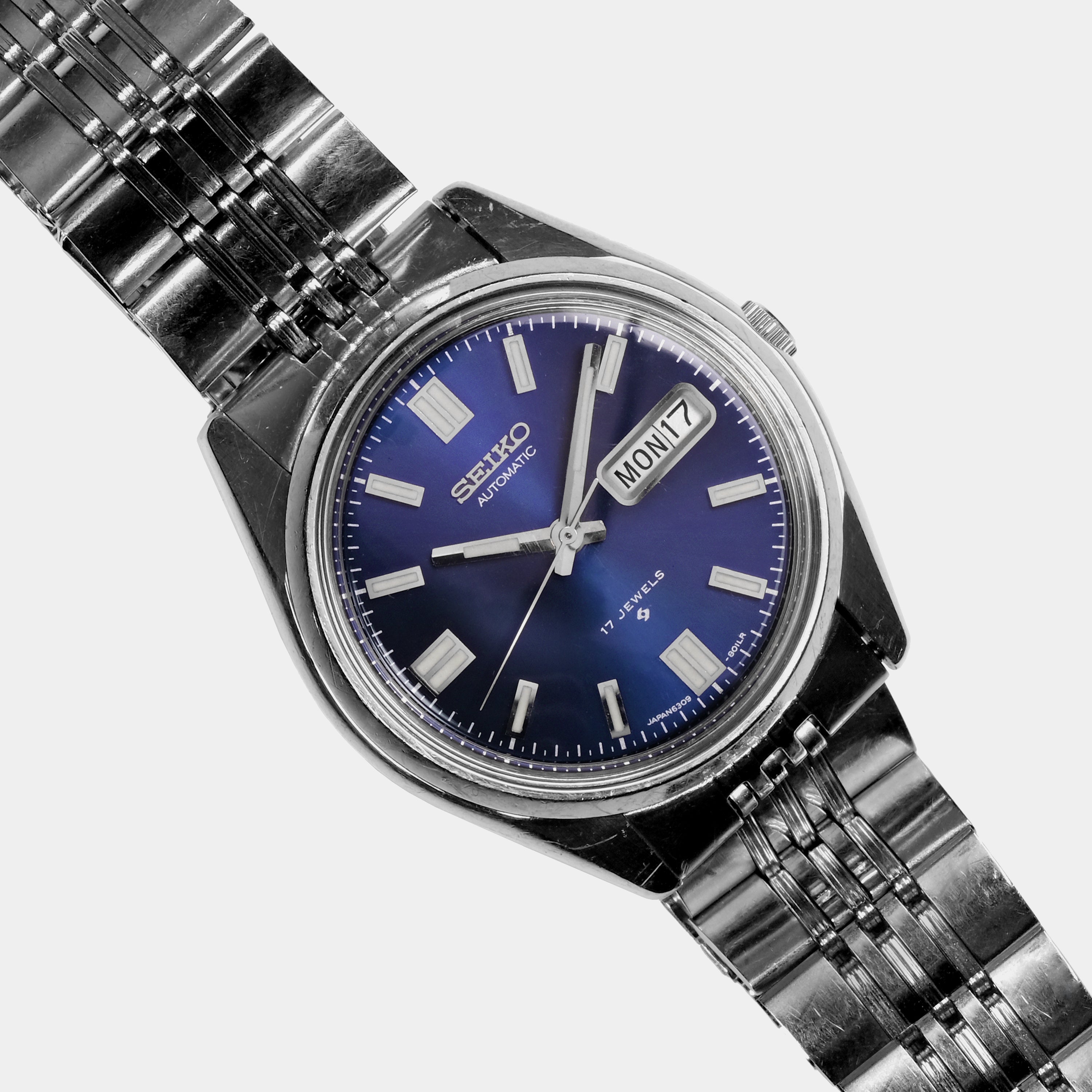 Seiko Day-Date Automatic Ref. 6309-8019 Blue Dial Circa 1977 Wristwatc