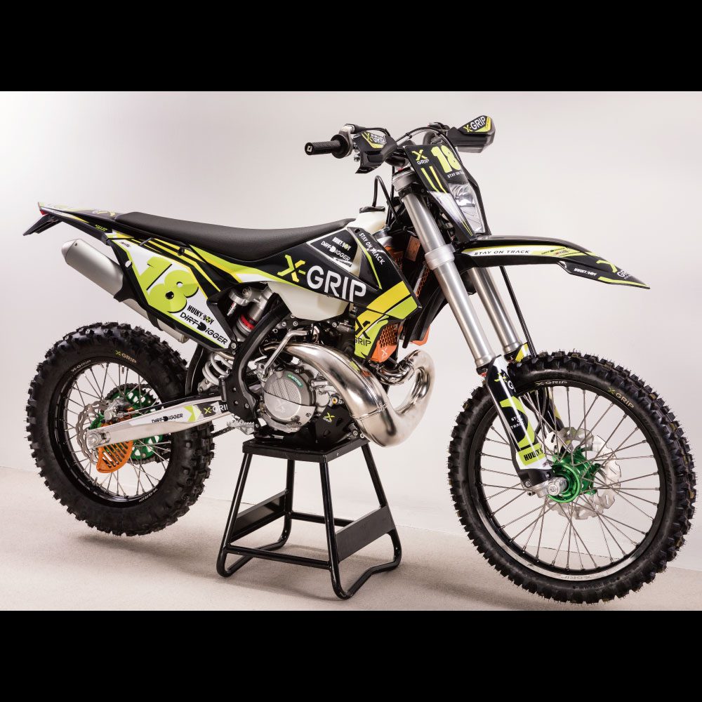 XG-1732 X-GRIP EXHAUST PIPE チャンバー | ラフ＆ロード