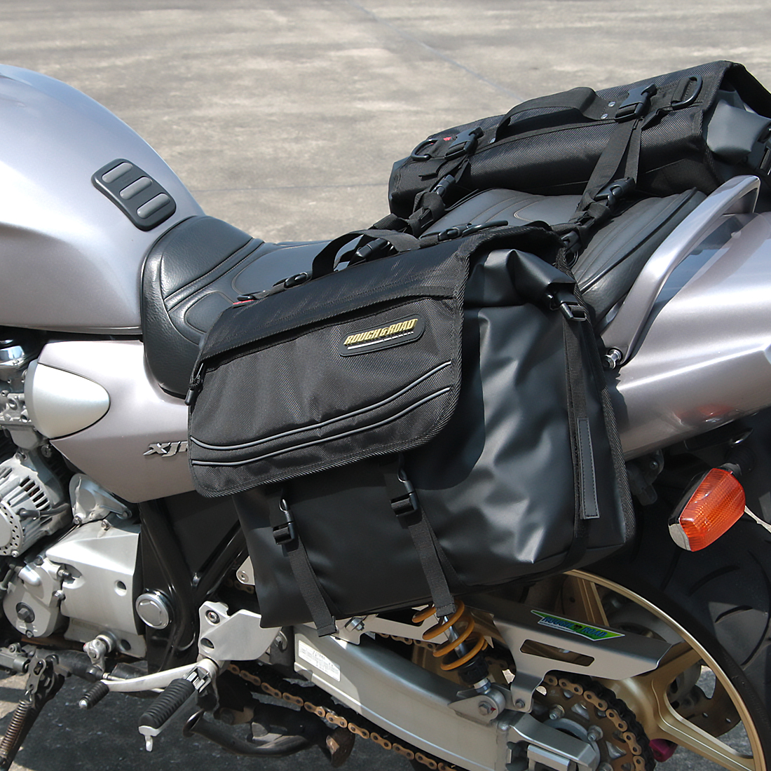 RR5613 AQA DRY サイドバッグ | ラフ＆ロード