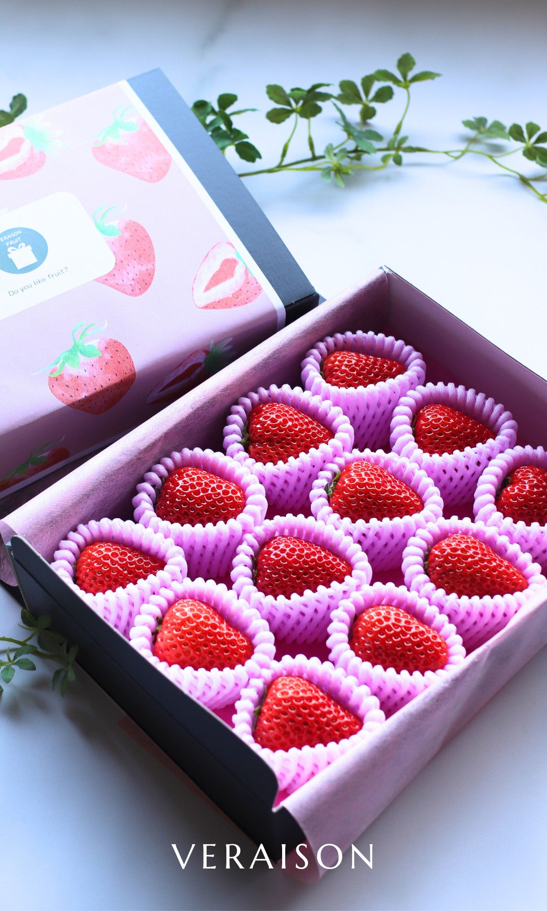 岡山 いちご 250g 贈り物 化粧箱 ギフト包装紙