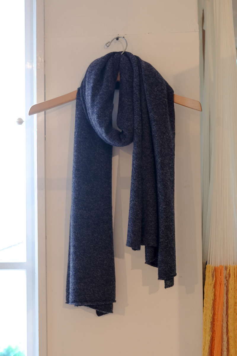 ANSPINNEN スーパーファインカシミヤ ハンドフレームドストール