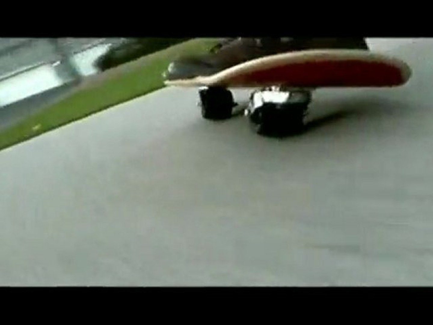 TierneyRides the T-Board - video Dailymotion