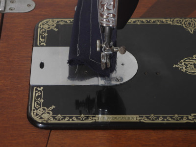 No.693 Brother ブラザー製 家庭用足踏みミシン：アンティークミシン