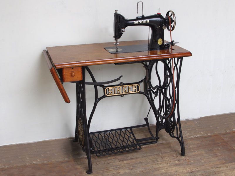 No.321 SINGER 103 シンガー製 職業用足踏みミシン：アンティーク