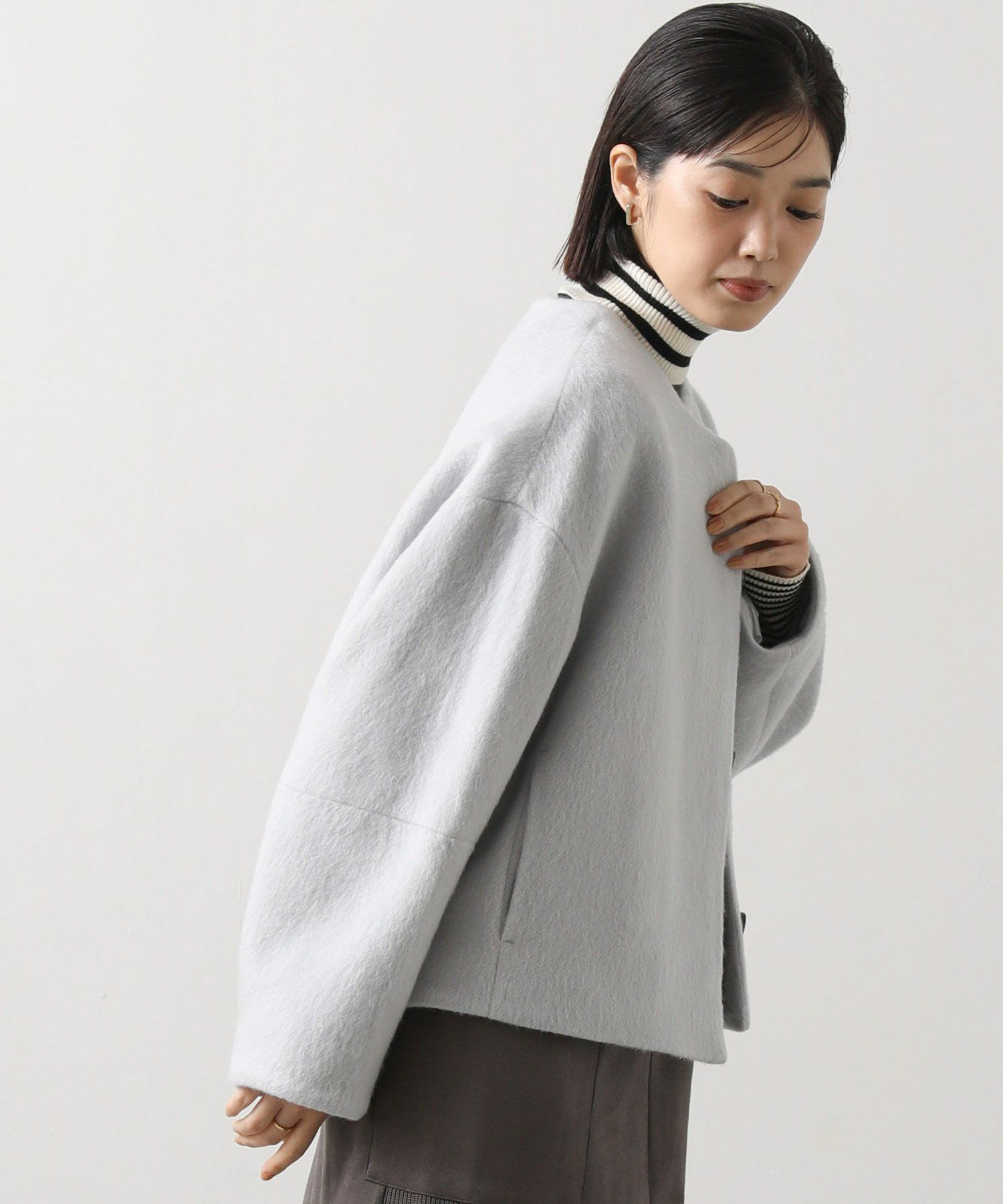 モラビト シャギーショートコート ライトグレー 上品エレガント M