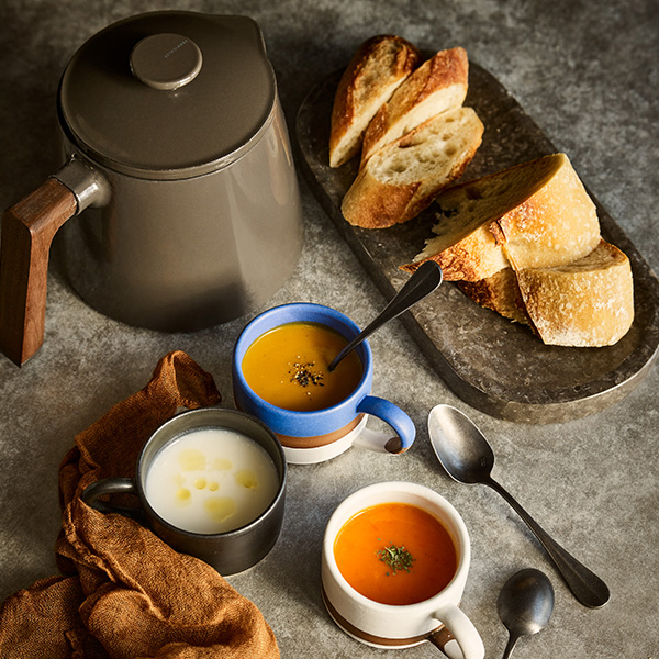 バーミキュラ〉 OVEN POT2 SOUP POT(スープポット）/マットブラック(M