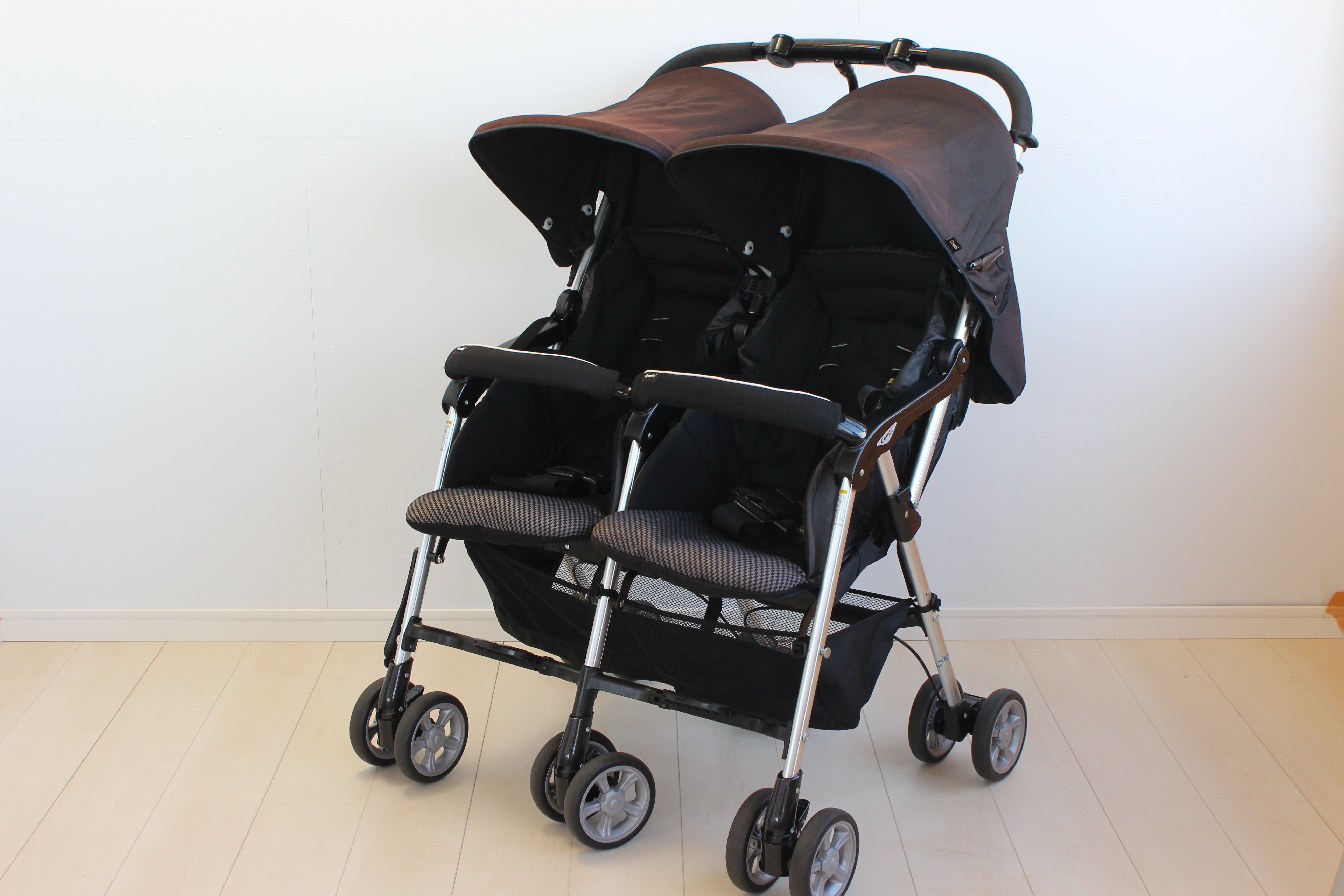 ツインスピン コンビ(Combi) 二人乗りベビーカー【レンタル】 – ベビー