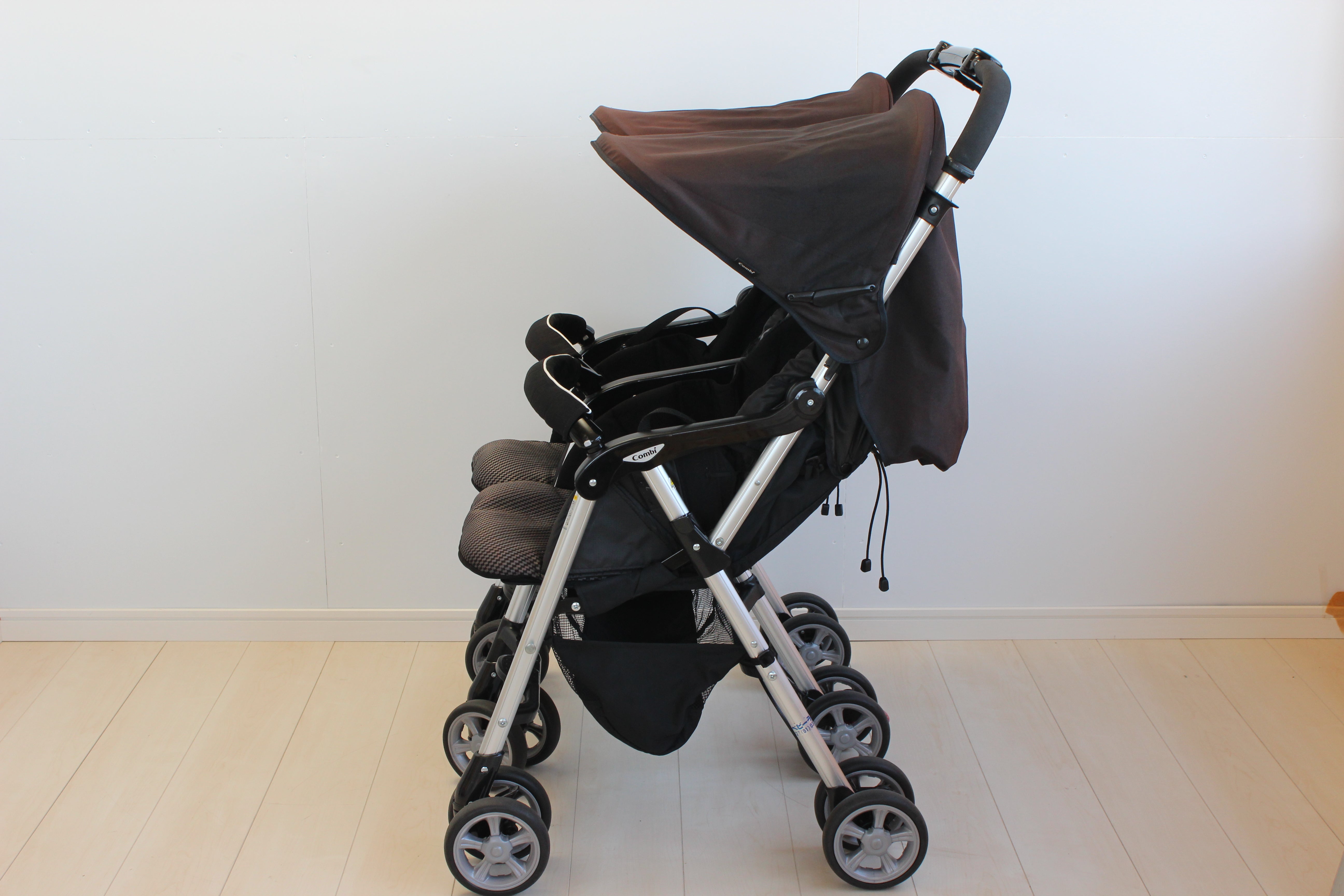 ツインスピン コンビ(Combi) 二人乗りベビーカー【レンタル】 – ベビー