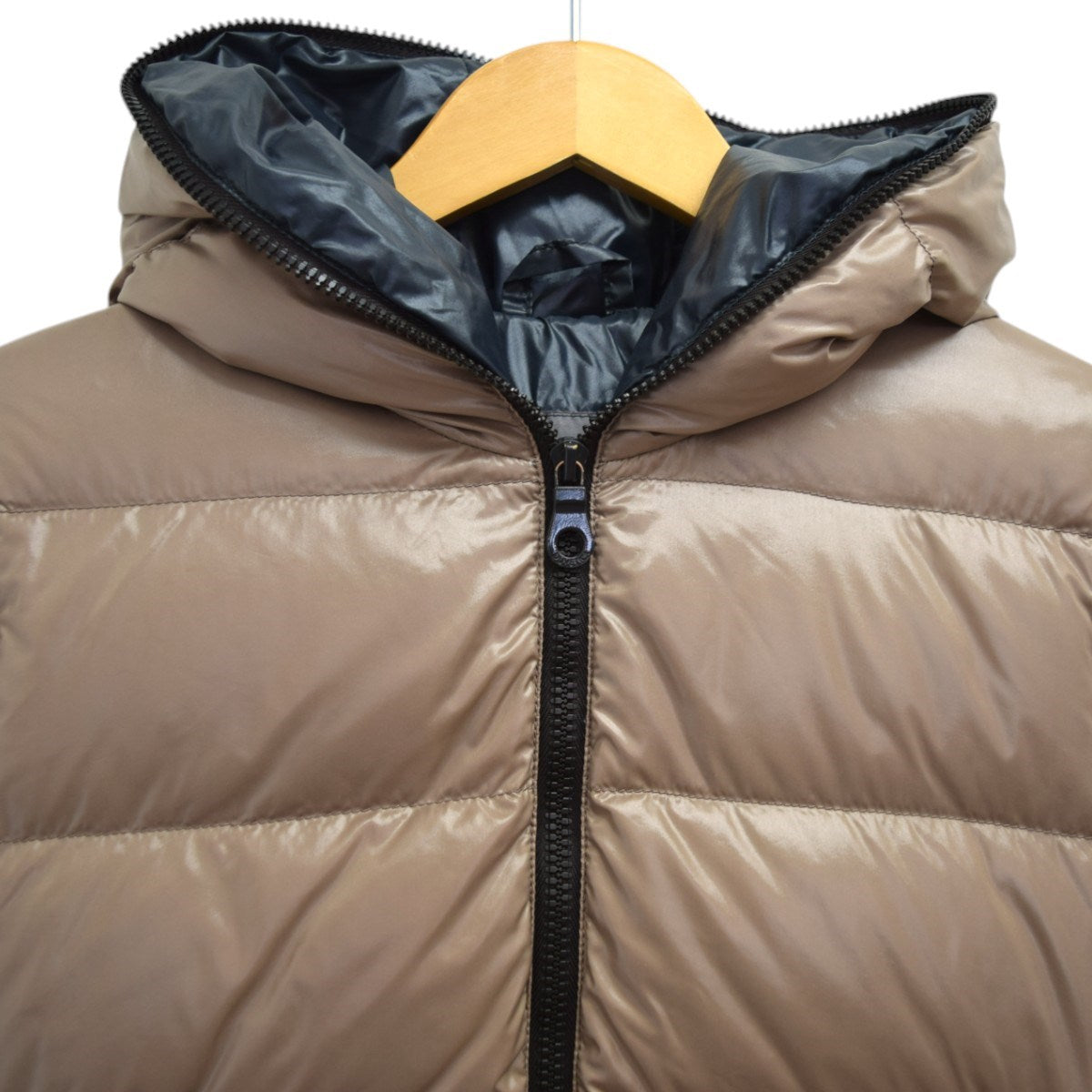 DUVETICA(デュベティカ) THIAティア ダウンジャケット ベージュ サイズ