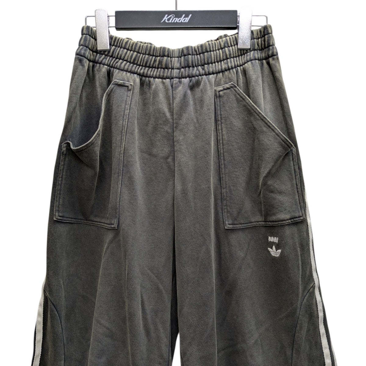 adidas by avavav(アディダスバイアヴァヴァヴ) PLEATED TRACK PANTS