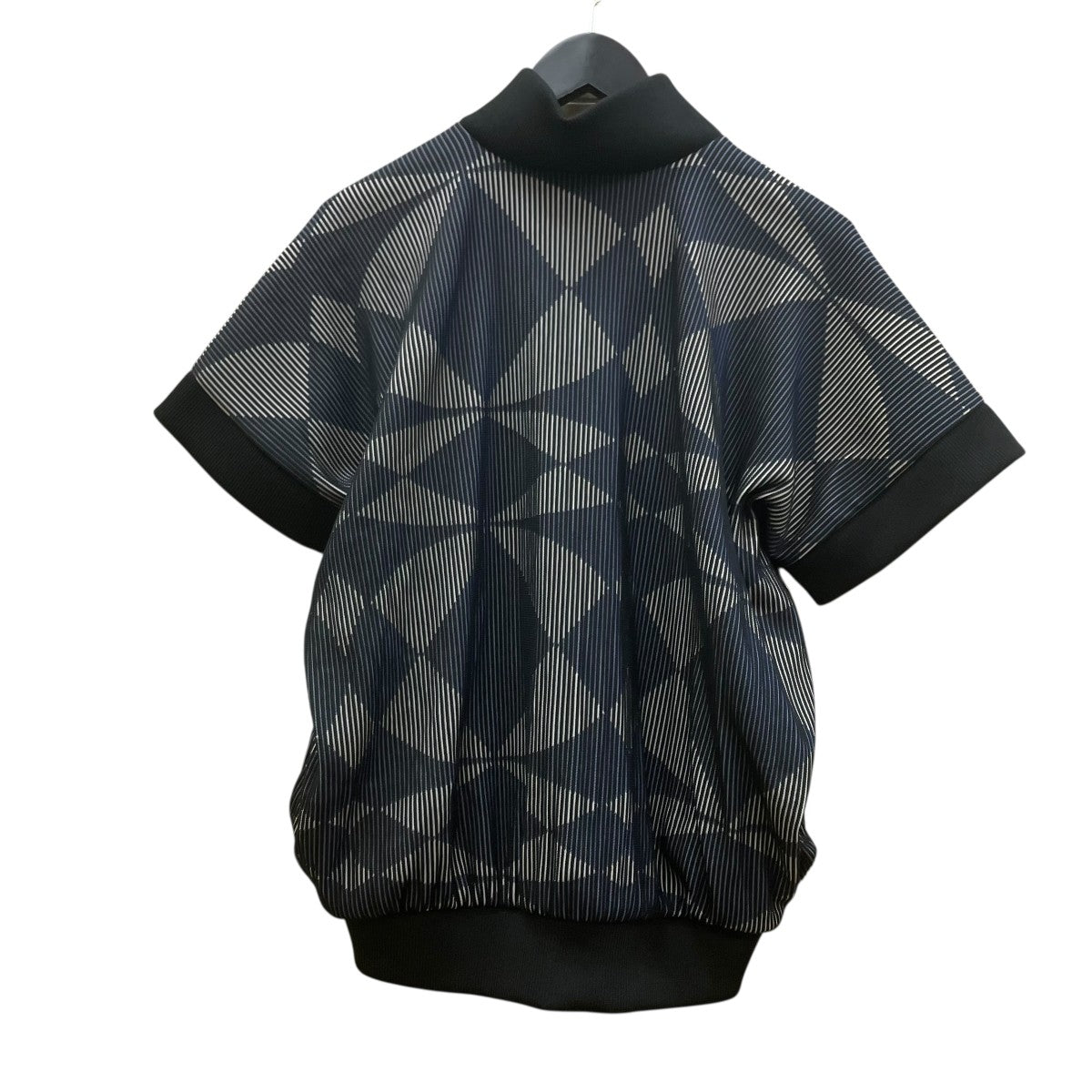 me ISSEY MIYAKE(ミーイッセイミヤケ) 半袖ジャージMI02FC391