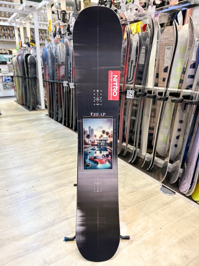 即納】メンズ スノーボード 板 152cm NITRO CHEAP THRILLS ナイトロ