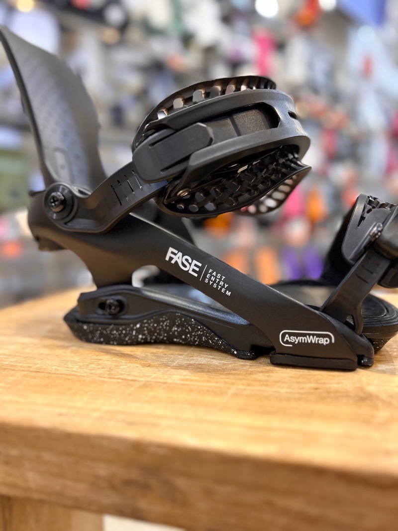 25-26 BATALEON BLASTER AW FASE カラー:BLACK Sサイズ バタレオン