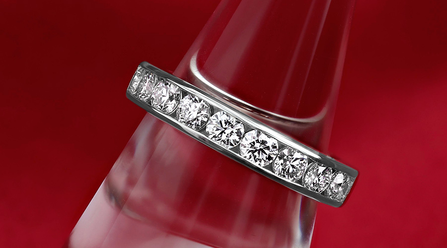 ダイヤモンド ハーフエタニティ リング 1.024ct(Total)/9石 D VVS1 3EX