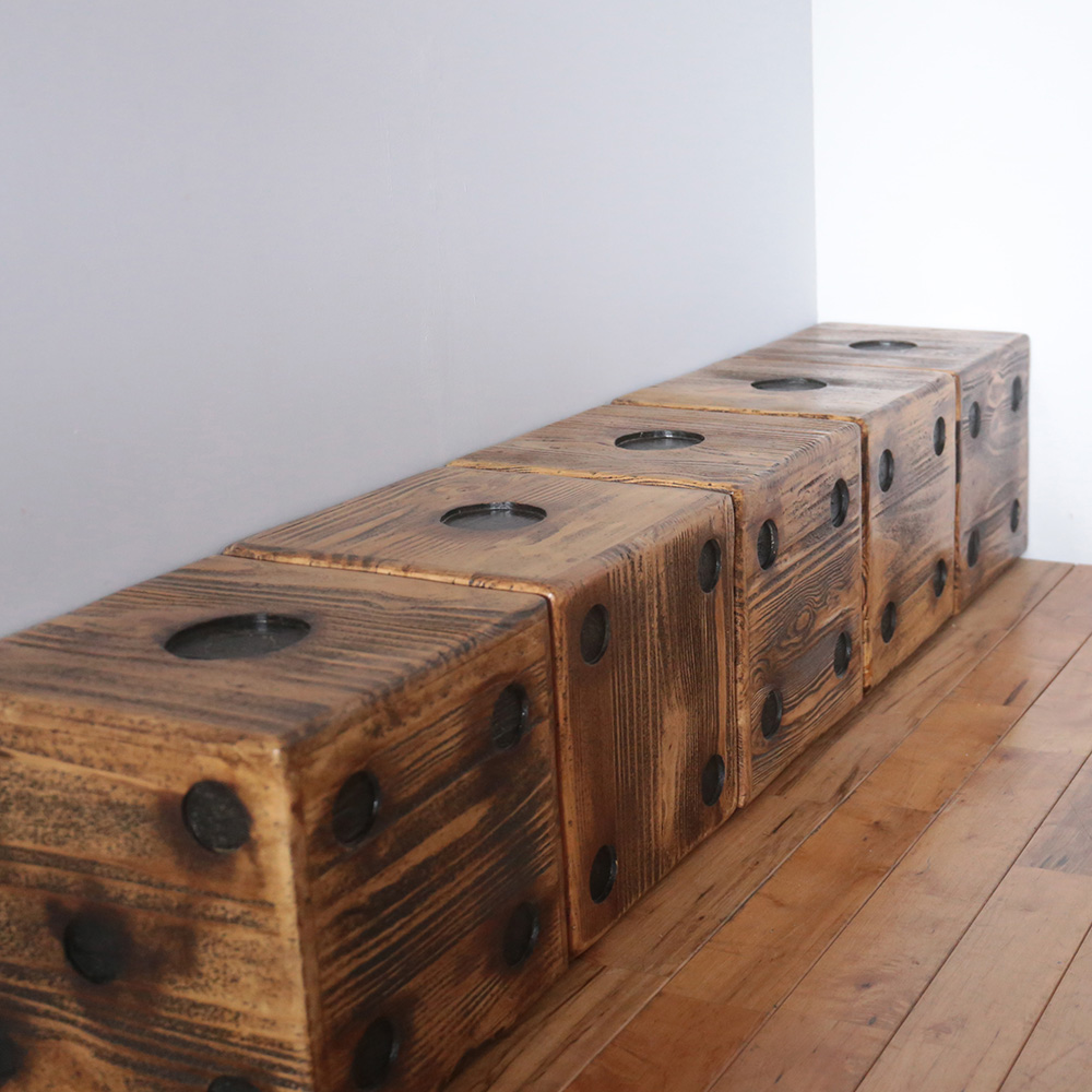 SALE／定価900⇒60%OFF】◇廃盤品◇スツール サイコロ サイド