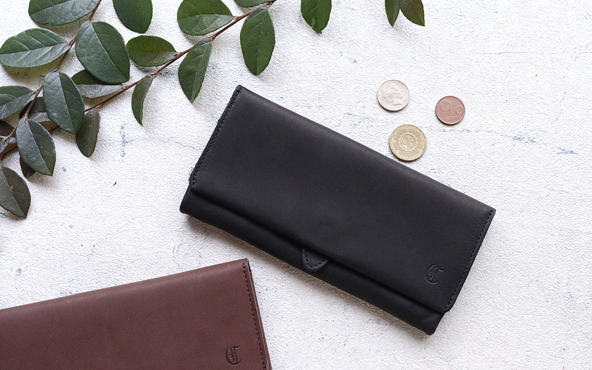 CLEDRAN（クレドラン） かぶせ長財布 HEURE フール HEURE FLAP LONG