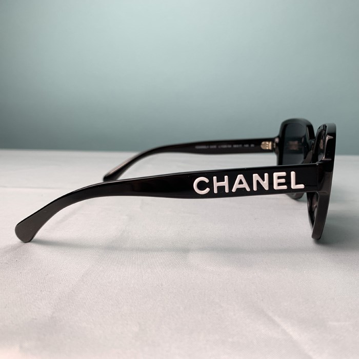 CHANEL（シャネル） サングラス スクエア シェイプ アイウェア