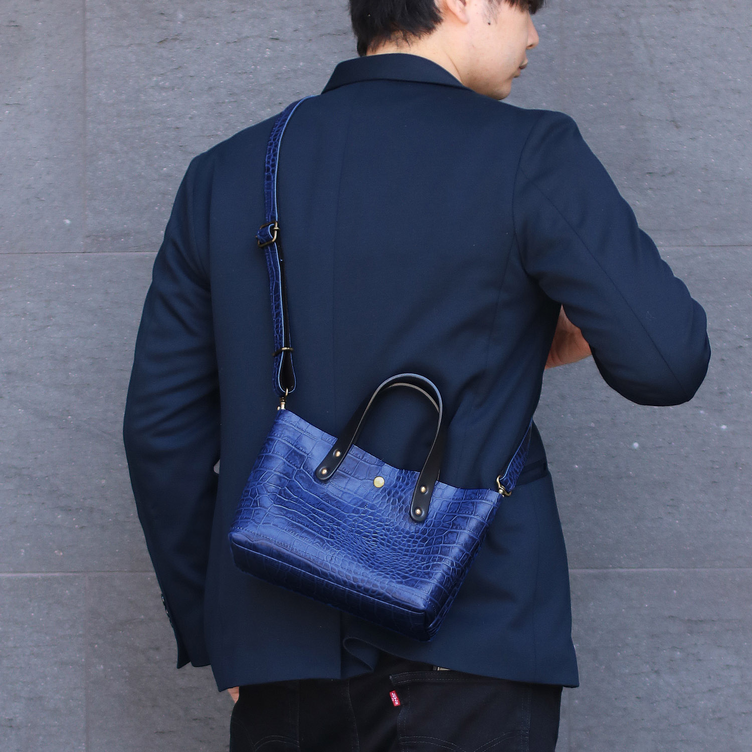 HALEINE（アレンヌ） 小さいバッグ メンズ 牛革 日本製 ミニバッグ 黒