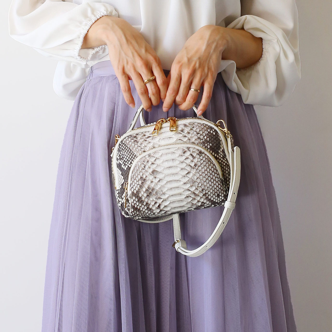 sankyo shokai（三京商会） ［期間限定価格］パイソン ポシェット