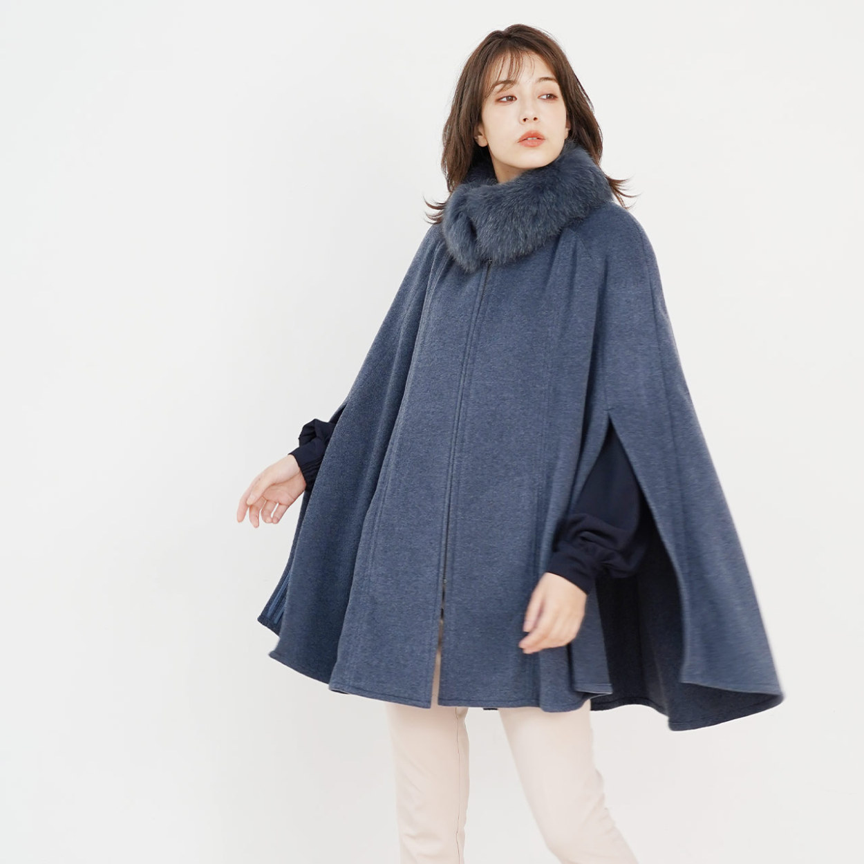 Filomo（フィローモ） カシミヤ ケープ ポンチョ フォックス ファー