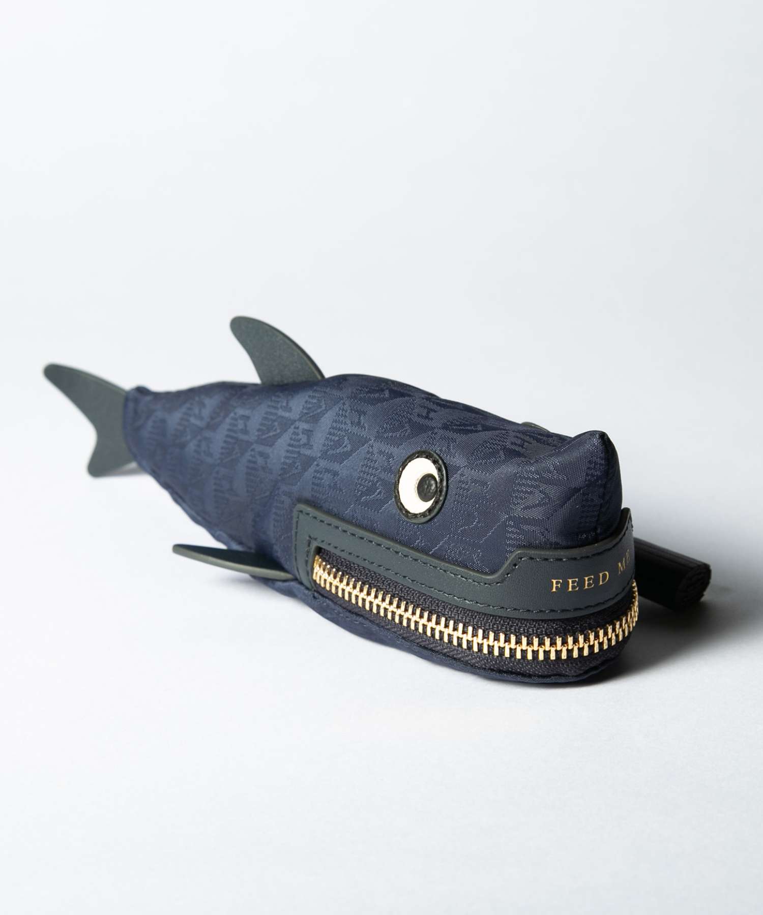 ANYA HINDMARCH（アニヤ・ハインドマーチ） アニヤ ハインドマーチ