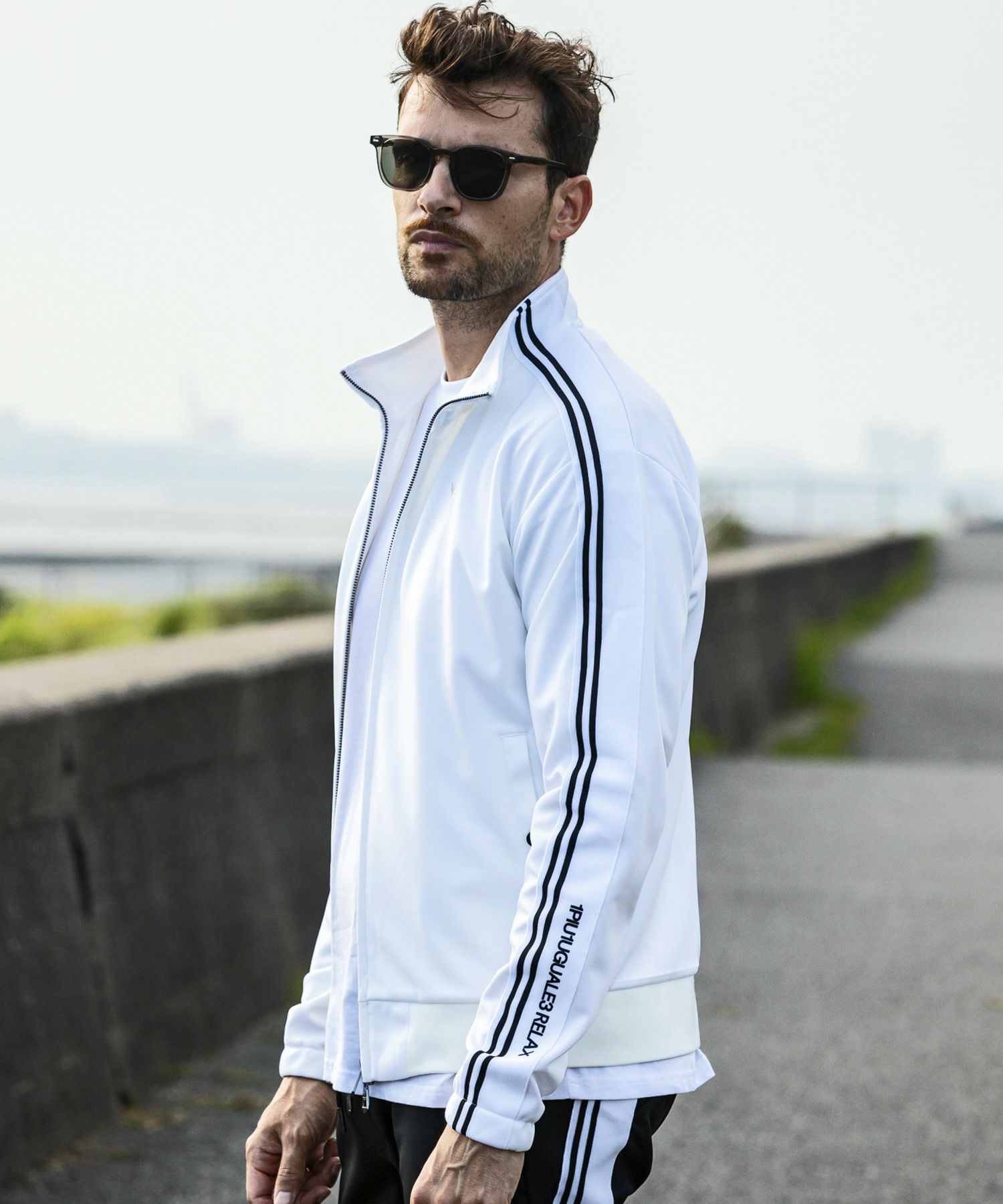 1PIU1UGUALE3 RELAX(ウノピゥウノウグァーレトレ リラックス