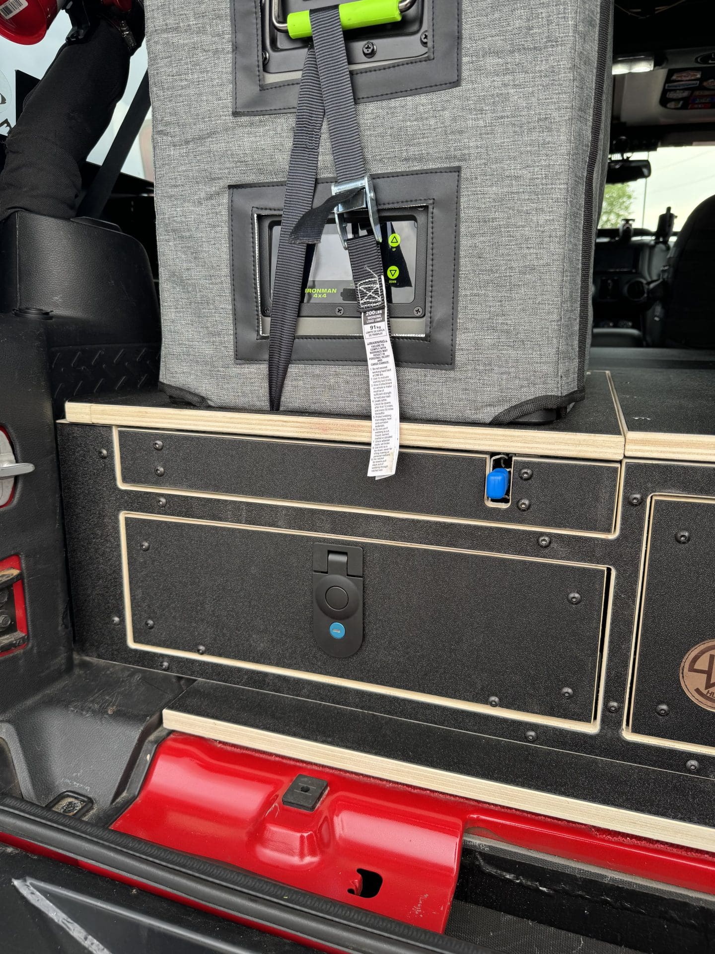 Jeep JLU Expedition Series Drawer System | SHW Offroad