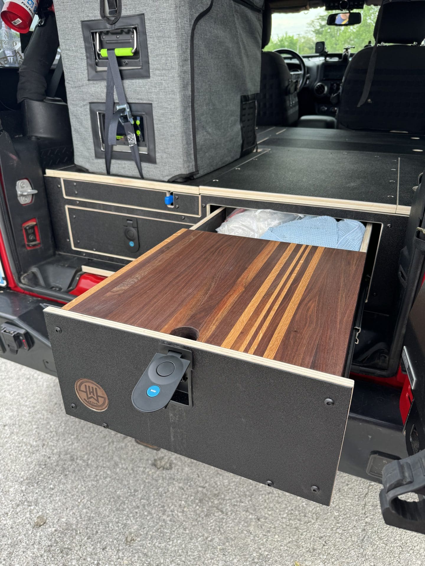 Jeep JLU Expedition Series Drawer System | SHW Offroad