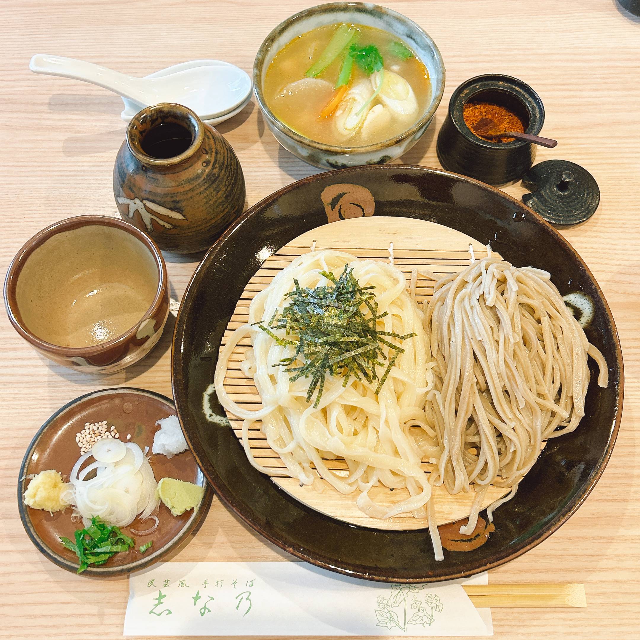 東京都押上『民芸風手打ちそば 志な乃』（しなの） | 日刊『水と蕎麦