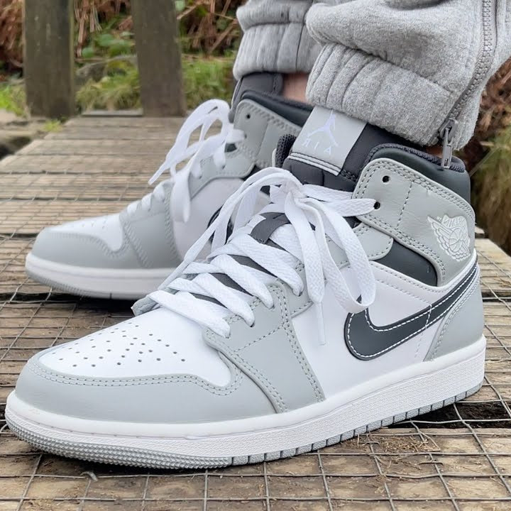 Air Jordan 1 Mid - Unisex - Light Smoke Grey Anthracite – Sneaxx