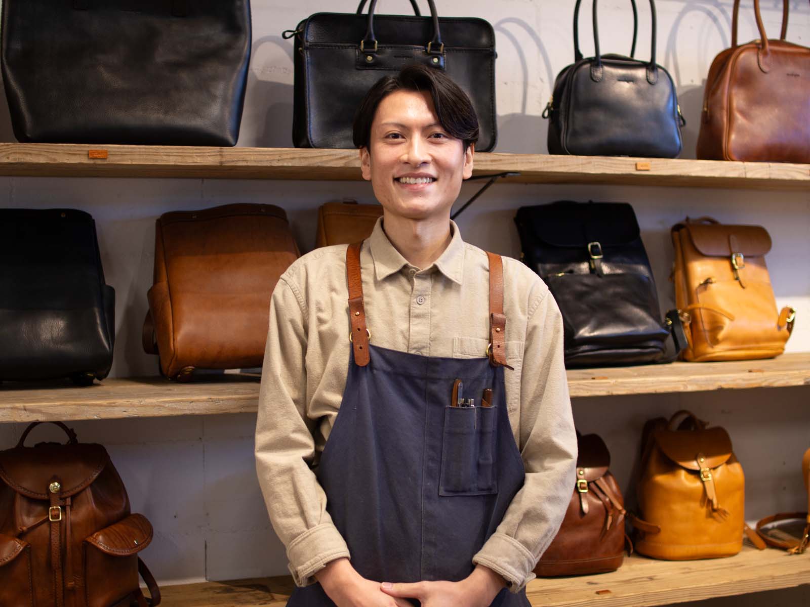 スマホショルダーをリニューアル（旧仕様ご注文は6/30まで