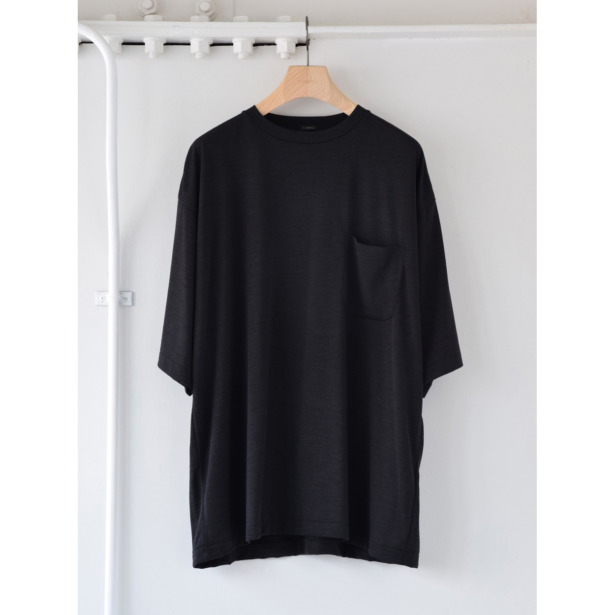 COMOLI / コモリ | サマーウール 半袖Tシャツ - Charcoal | 通販