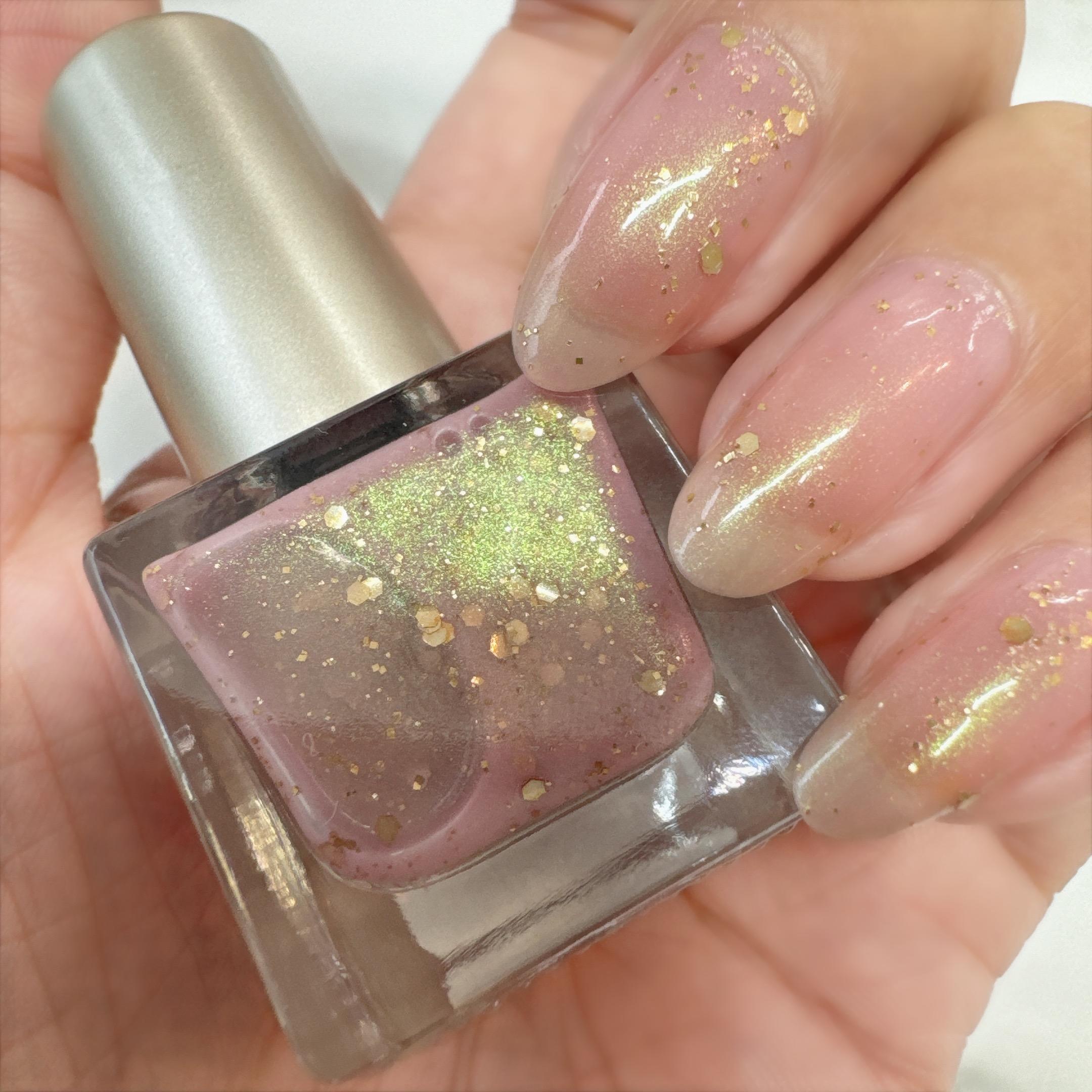 蔦屋書店＆TSUTAYA BOOKSTORE限定 ネイルエス ホリデーミニ