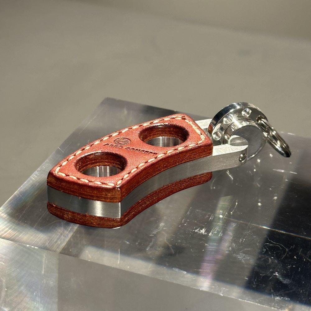 エアロコンセプト】Intuition（キーホルダー） 牛革｜レッド Brand