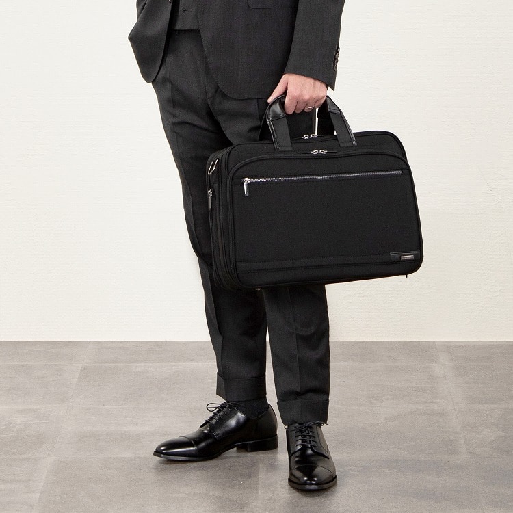 WEB限定】ACE イグニス2 ビジネスバッグ B4 15.6インチ エキスパン