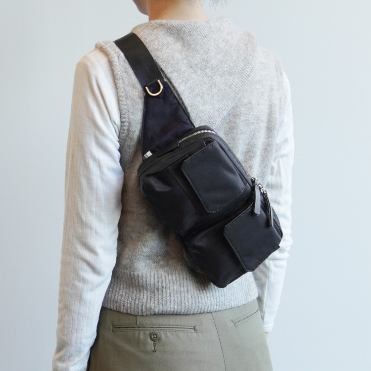 Orobianco／オロビアンコ タッティカ ボディバッグ 92941(01：ブラック